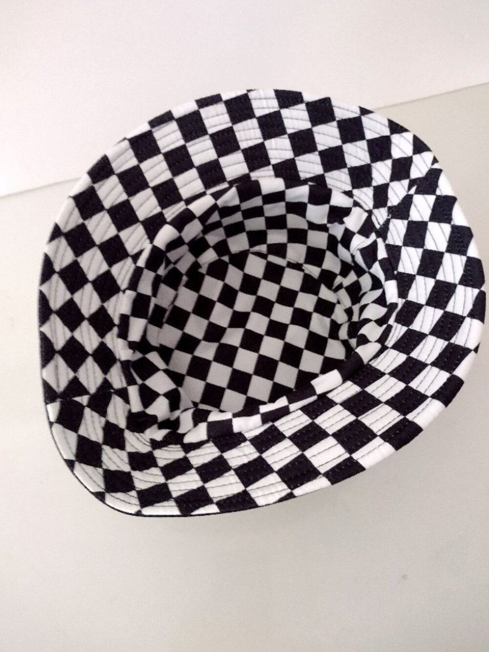 Reversible Bucket Hat Black White NWOT Unisex